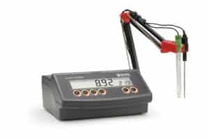 Hanna Benchtop pH meter