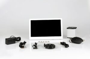 HD Retina Screen with 5MP Camera